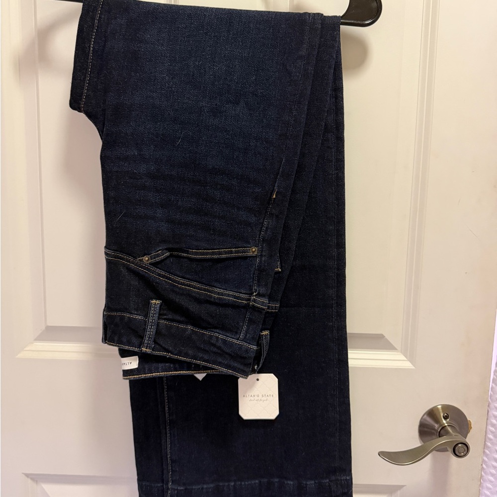 Women’s Dark Wash High Waisted Flare Jeans